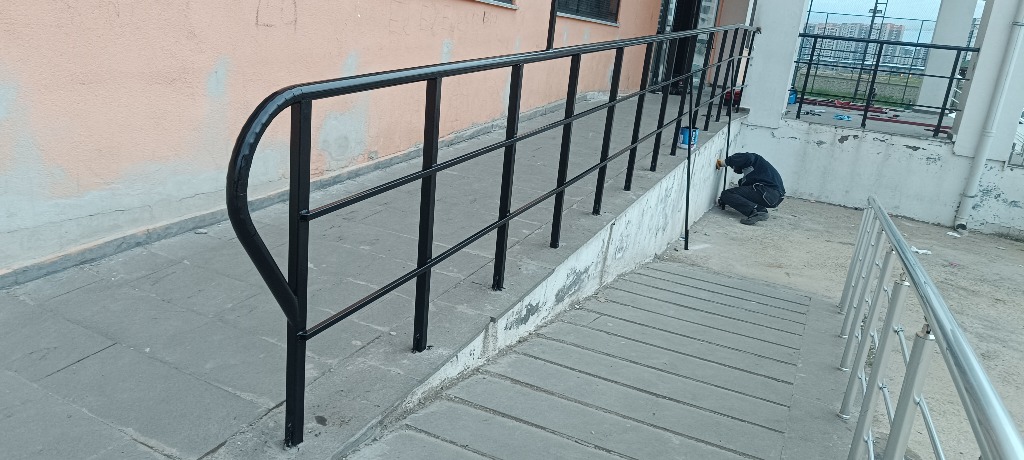 Treppengeländer Montage